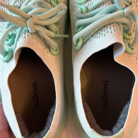 ALLbirds - Picture 7 of 7